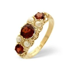 Garnet And Pearl 9K Yellow Gold Ring