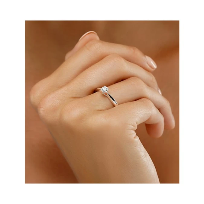 Tapered Design Lab Diamond Engagement Ring 0.25ct H/Si 9K White Gold 2 Tapered Design Lab Diamond Engagement Ring 0.25ct H/Si 9K White Gold - Image 2